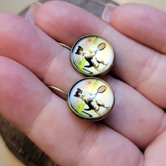 🔥LAST PAIR🔥Tennis Cat Drop Earrings - Picture 4 of 4